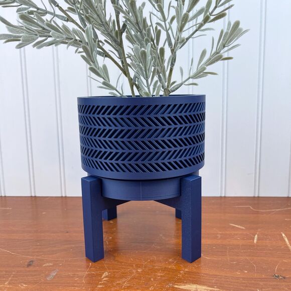 The Quen Modern Indoor Planter Pot, Drainage Hole and Stand, Succulent Cactus - Picture 1 of 9